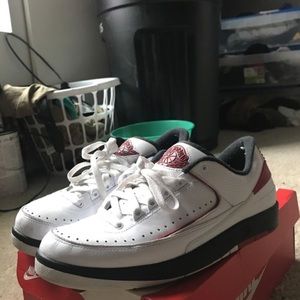Jordan retro 2 lows